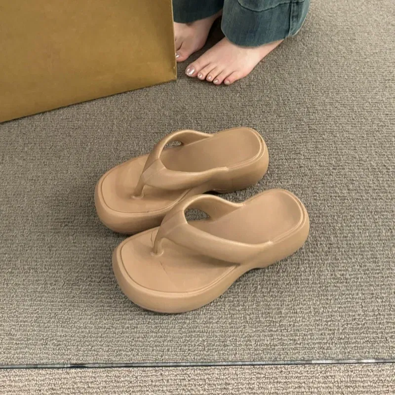 Color: Khaki, Shoe Size: 39-40 - Casual Square Toe Women's Flip-flops Soft-soled Non-slip Heeld Sandals Unique Features Leisure Summer Popular Outdoor Slippers