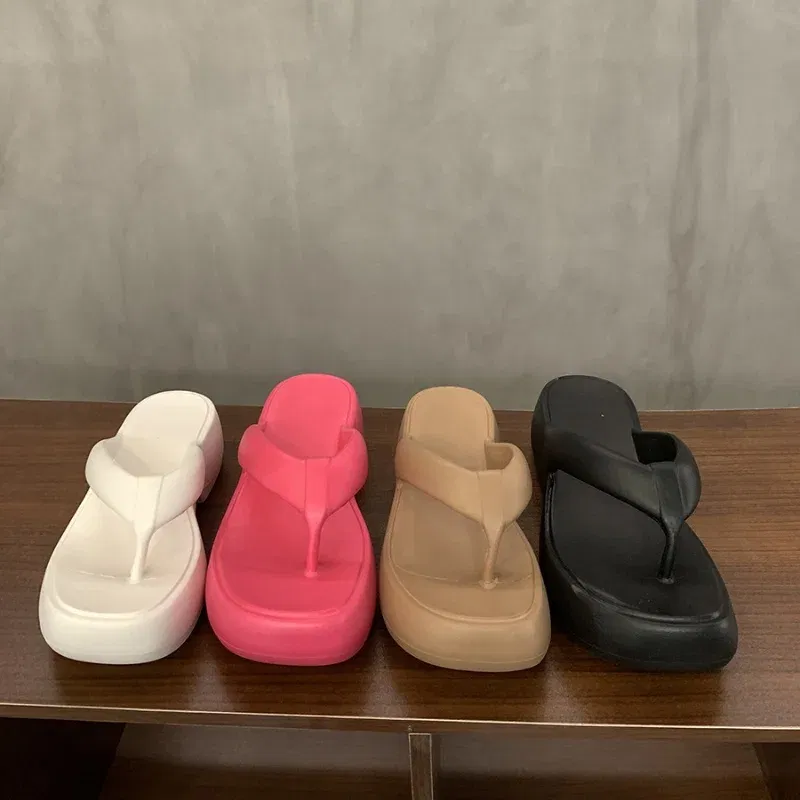 Color: Khaki, Shoe Size: 39-40 - Casual Square Toe Women's Flip-flops Soft-soled Non-slip Heeld Sandals Unique Features Leisure Summer Popular Outdoor Slippers