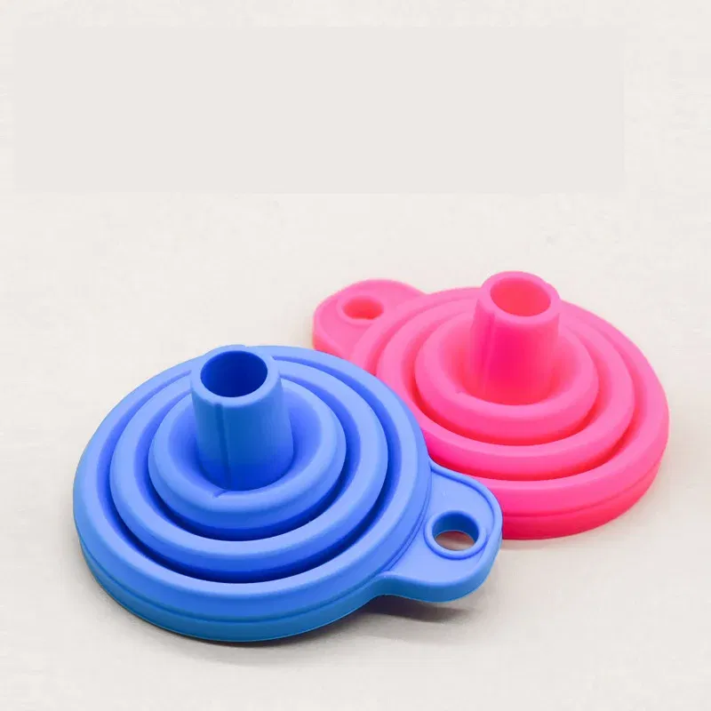 Color: black - Collapsible Silicone Car Engine Funnel for Alfa Romeo 147 156 159 Giulietta Mito Giulia Stelvio Brera GT