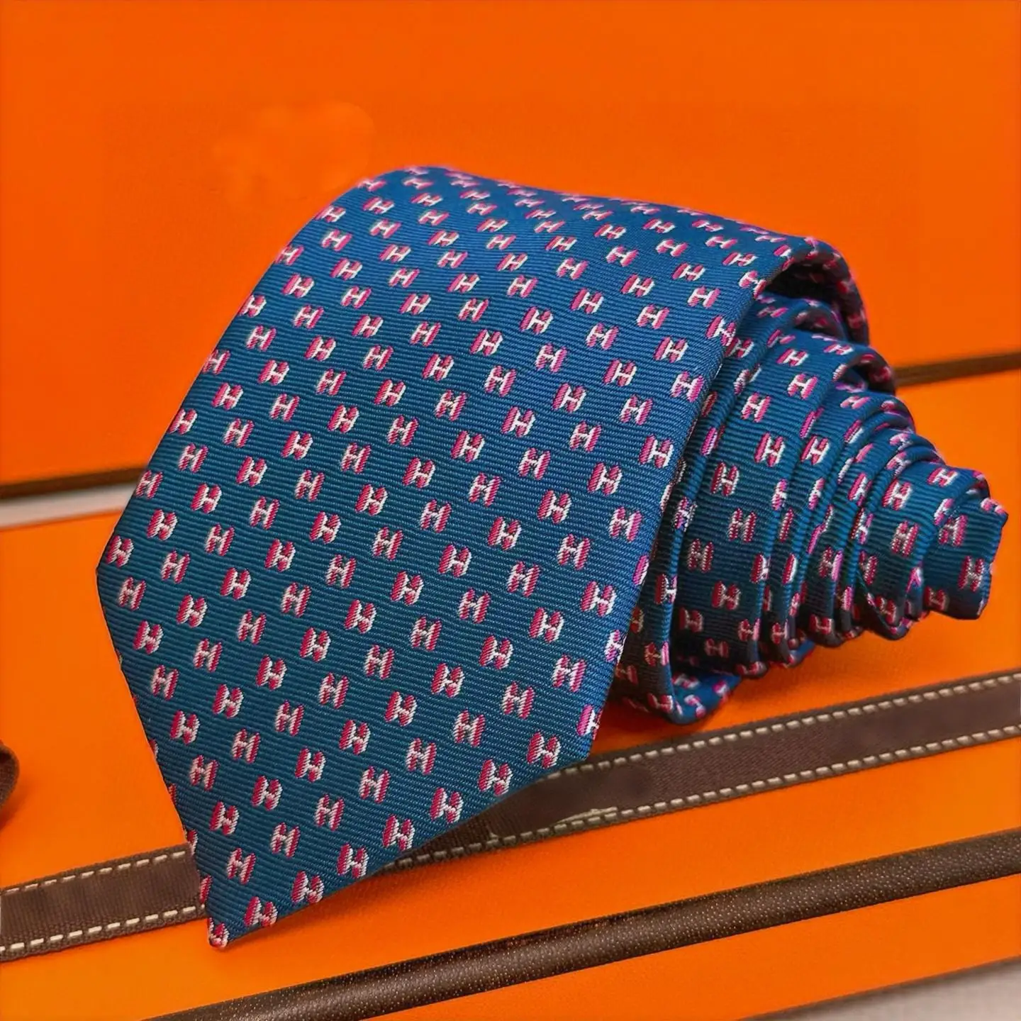 Color: WHITE - Exclusive Silk Blended Tie, Charcoal Grey Herringbone Pattern, Handmade, High-end and Elegant, Highlighting Masculine Charm