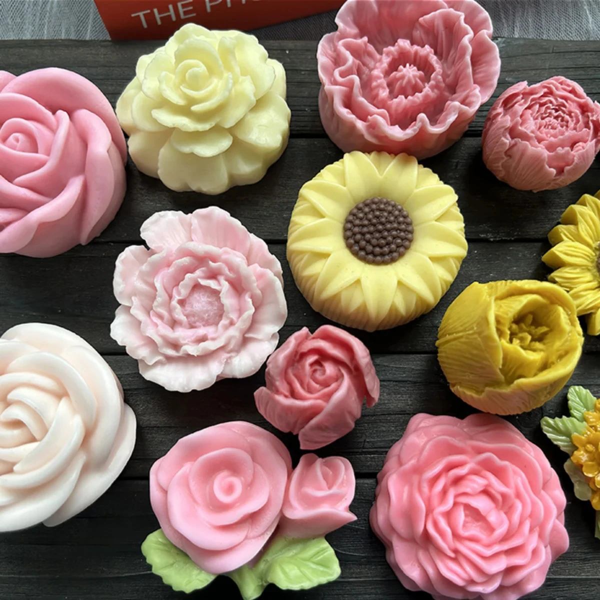 Color: light green - Lotus Flower Silicone Candle Mold Sunflower Peony Multi Style Soap Resin Crystal Mould Heart Rose Chocolate Ice Making Set Gifts