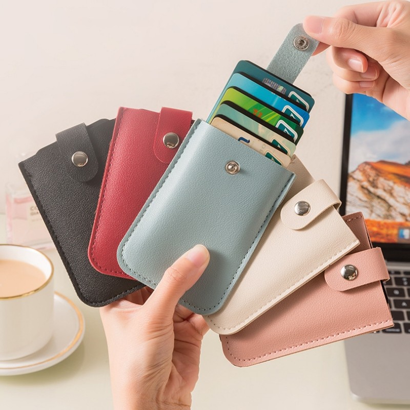 Compact Minimal Pull-Out Card Organizer
