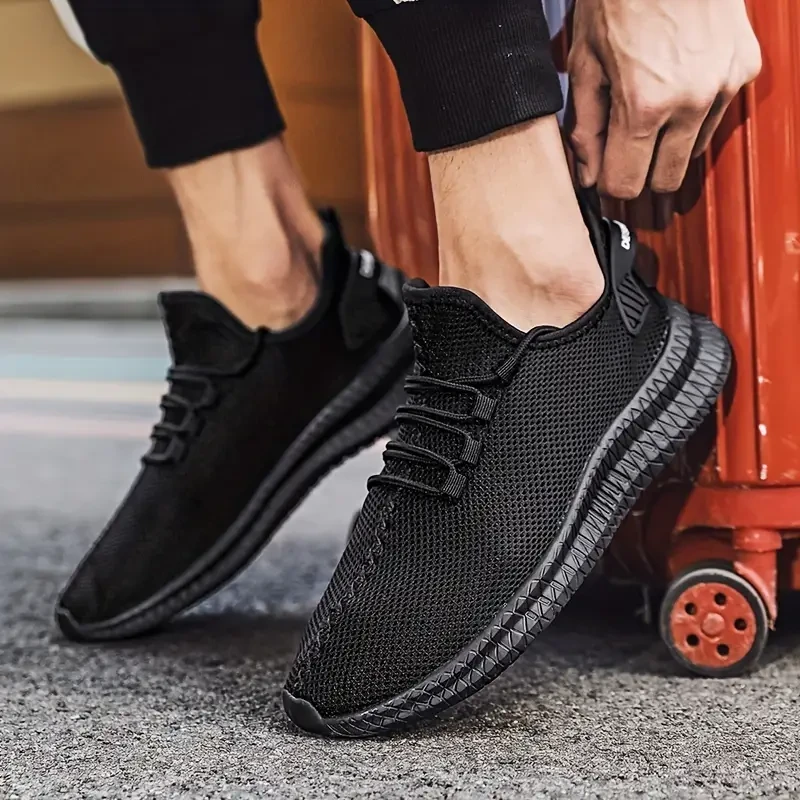 Effortless Style Men's Slip-on Sneakers