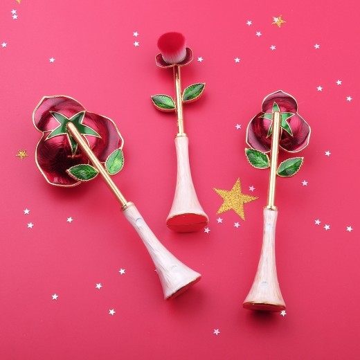 3 rose brushes
