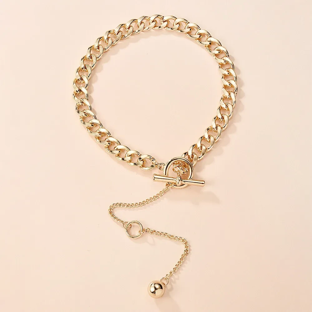 Gold long pendant necklace
