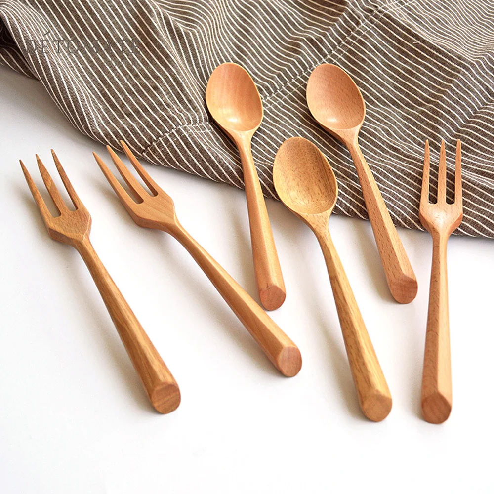 Color: green - Creative Design Thick Handle Wood Spoon Fork Portable Tableware Wooden Cutlery Sets Travel Dinnerware Environmental Kitchen Tool
