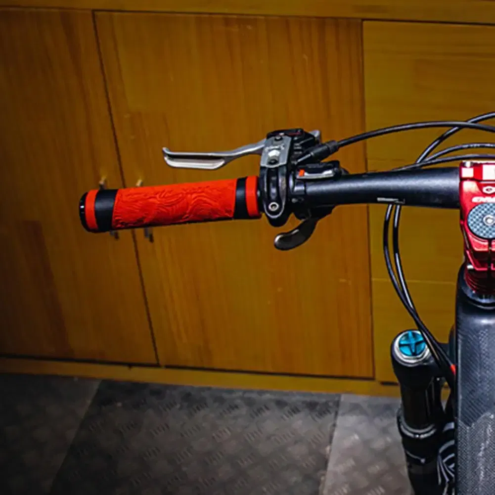 Color: Red, Ships From: CHINA - 1 Pair Durable Ergonomic Design Anti-deformation Bicycle Handlebar Grips Good Flexibility Bike Handle Grips Stoppers