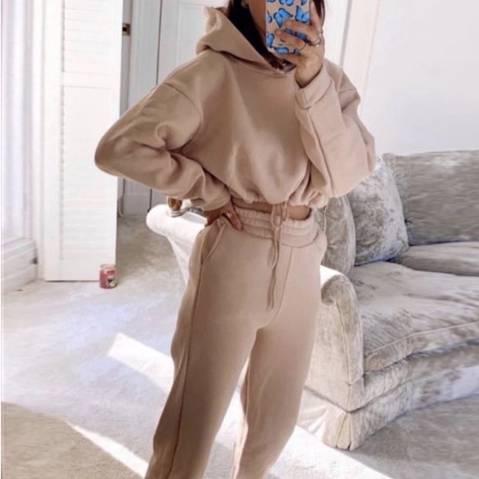 Athleisure Chic: Women's Hoodie & Jogger Duo